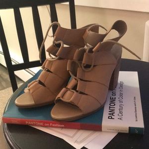 Leather block heal lace up